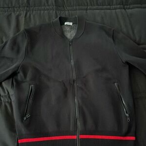 kenzi sweater size small